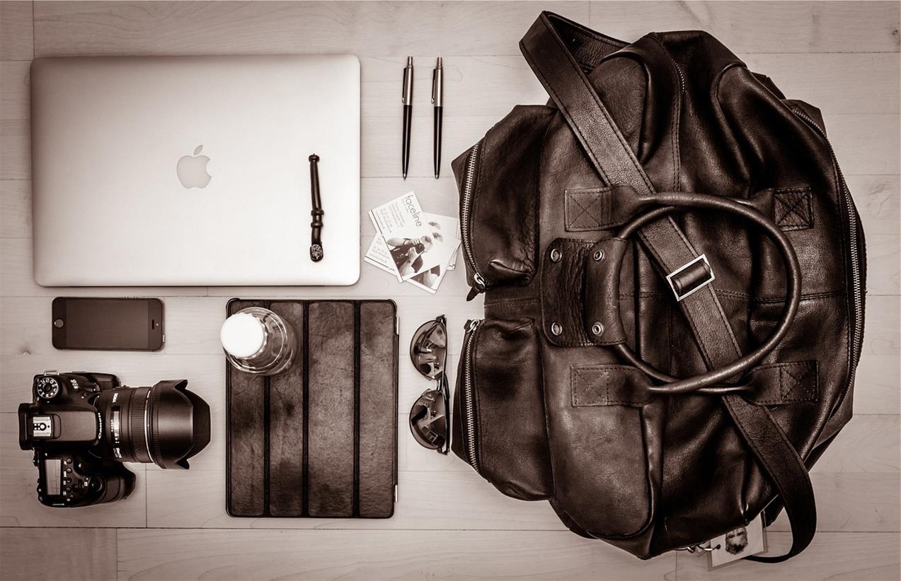 tomtoc is a global accessories brand focused on designing functional, protective, and stylish bags for modern life. Known especially for its laptop bags, backpacks, sleeves, and gaming cases, tomtoc builds products for people who move—between work and home, across cities, or around the world—while carrying valuable tech. With a design philosophy that blends minimal aesthetics, smart organization, and dependable protection, tomtoc has become a go-to brand for commuters, travelers, gamers, and digital creatives alike.