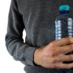 Irgendwann zwischen dem Verlassen des Hauses und dem Erreichen des Büros wird eine wiederverwendbare Flasche mehr als nur ein Behälter. Sie verwandelt sich in einen Begleiter, der auf Schreibtischen steht und unaufdringlich Werte vermittelt. 24Bottles wurde genau für diesen alltäglichen Moment entwickelt. Die Marke versteht Flüssigkeitszufuhr als bewusste Designentscheidung, bei der Nachhaltigkeit, Form und persönliche Identität harmonisch zusammenfließen, ohne aufdringlich oder belehrend zu wirken. Aus europäischer Sicht, insbesondere in der designbewussten deutschen Konsumkultur, ist die Anziehungskraft sofort spürbar. Die Flaschen wirken durchdacht. Sie konkurrieren nicht durch Neuheit um Aufmerksamkeit, sondern durch Zurückhaltung und Klarheit.